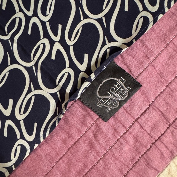 St. John logo silk scarf - Picture 3 of 7